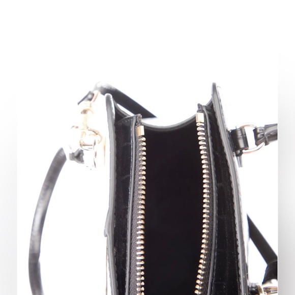 Poppy Lissiman Yin Yang Crikey BB Mini Bag - Picture 8 of 8